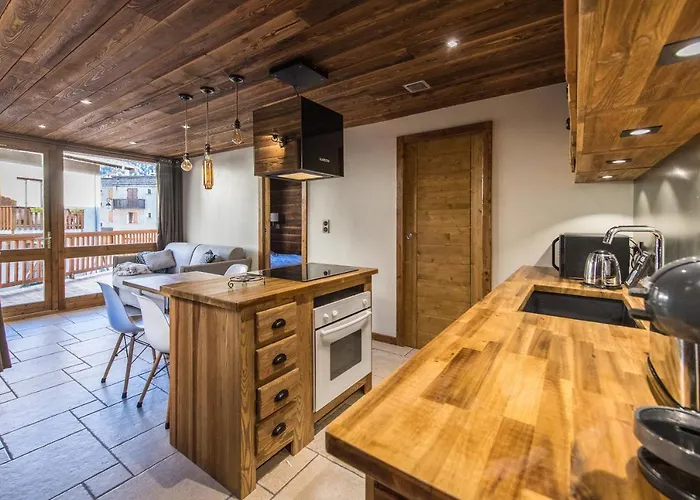 Norberts Place Lanslevillard